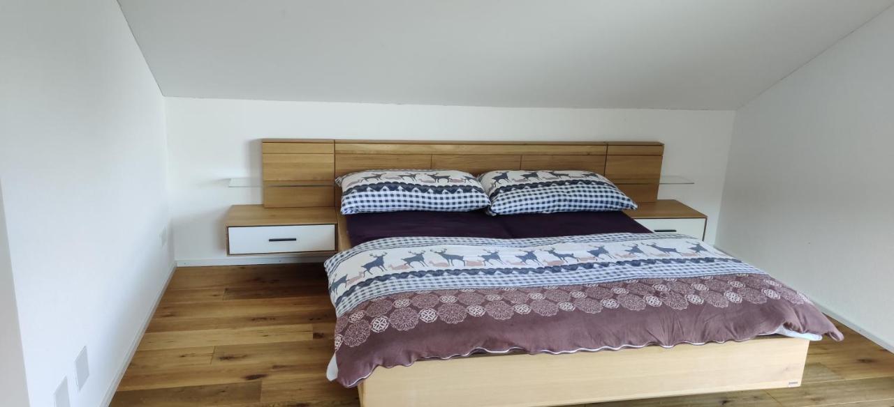 Schoene Wohnung In Walenstadt Bagian luar foto