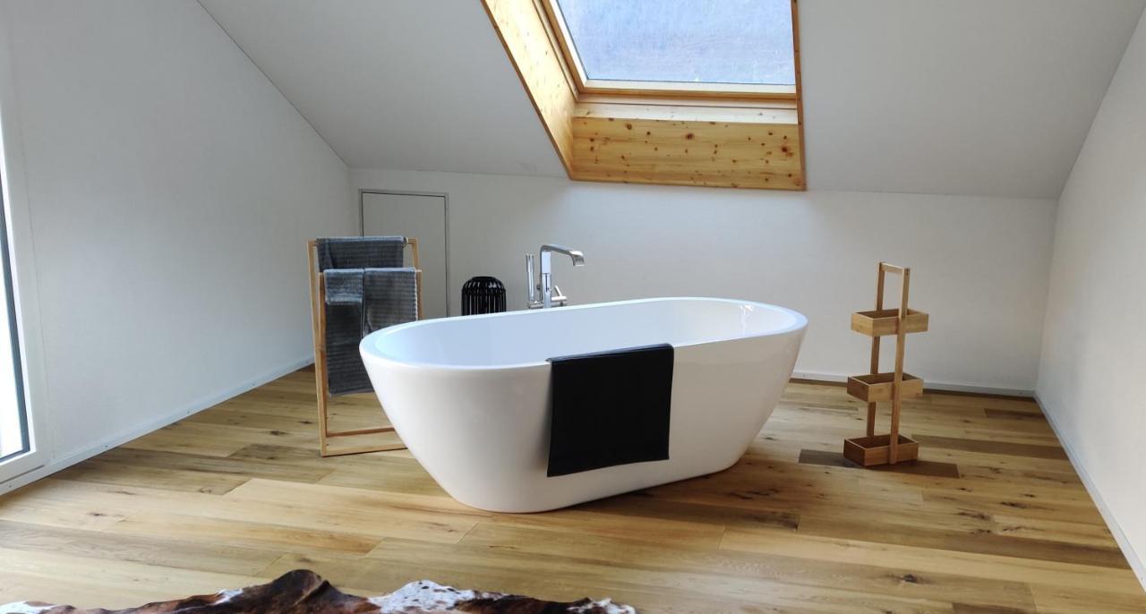 Schoene Wohnung In Walenstadt Bagian luar foto